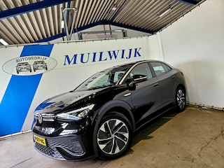 Volkswagen ID.5 Pro 77 kWh / Trekhaak / SoH 93% / NL Auto