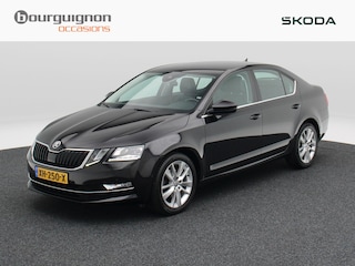 Skoda Octavia 1.0 TSi 115 Pk Greentech Style Business | Stoelverwarming | Camera | Trekhaak | Leer | CarPlay | 17 Inch
