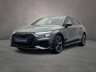 Audi A3 Sportback 45 TFSI e 245PK S edition Competition | Trekhaak | Adaptive-Cruise | Stoelverwarming | Achterruitrij-Camera | 18-Inch | Parkeer-assistent |