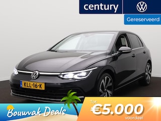 Volkswagen Golf 1.4 eHybrid Style | Camera | ACC | Zwenkbare trekhaak | Elek. Stoel | Navi |