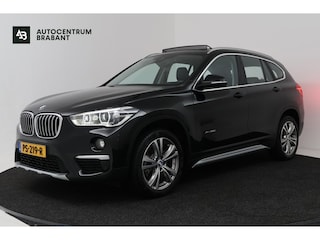 BMW X1 XDrive20i High Executive (PANORAMADAK, CAMERA, TREKHAAK, STOELVERWARMING, DEALER ONDERHOUDEN)