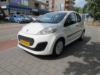 Peugeot 107 1.0 68PK 5Drs Airco Access Accent
