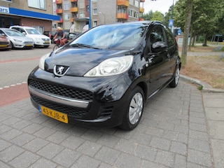 Peugeot 107 1.0 12V 5DR Airco Sublime