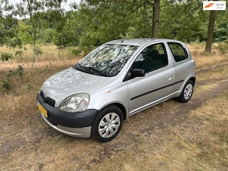 Toyota Yaris 1.0-16V VVT-i YORIN APK 13-07-2027