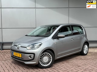 Volkswagen Up 1.0 high up! BlueMotion | Leer | Navigatie | Fender Sound |