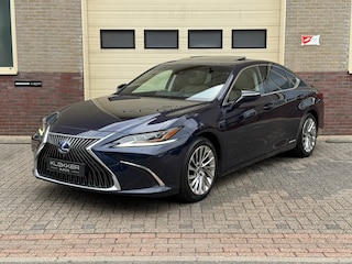 Lexus ES 300h President Line Dealer ondh.|Mark levinson|Carplay