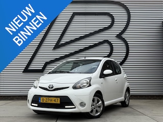 Toyota Aygo 1.0 VVT-i Dynamic Orange 2e Eigenaar|Airco|Navi|Lm velgen|Zeer zuinig|APK tot 06-2026