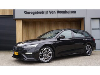 Skoda Octavia Combi 1.4 TSI 245pk RS iV PHEV Pano Cruise HUD Canton *Black optik* stuurverw Virtual Keyless 19 inch LM elek stoel *Nette Skoda*