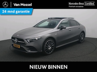 Mercedes-Benz A-klasse 250 e Business Solution AMG-Line / Panaroma-dak / Achteruitrijcamera / Night-Pakket / Multispaaks /