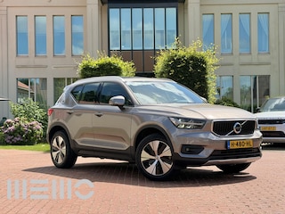 Volvo XC40 1.5 T5 Twin Engine Momentum Pro - SOH 93% - 360 Camera - Panoramadak - Trekhaak