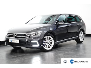 Volkswagen Passat Variant 1.4 eHybrid 218 pk GTE 6-DSG | Wegklapbare Trekhaak | Apple Carplay | Achteruitrijcamera |