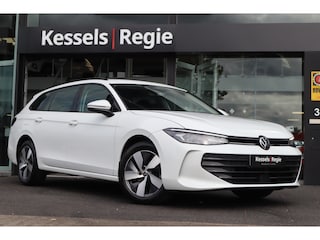 Volkswagen Passat Variant 1.5 eTSI Business | ACC | Camera | Blis | CarPlay | Stuur/Stoelverwarming |