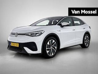 Volkswagen ID.5 Pro 77 kWh | 204 PK | SoH ... | Stoel en Stuurverwarming | Verwarmbare Voorruit | Parkeersensoren |