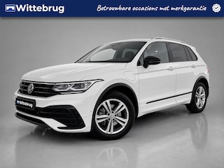 Volkswagen Tiguan 1.4 TSI eHybrid 245PK R-Line Business+ / Fabrieksgarantie tm 7-2-2028 / Panoramadak / Black Style / Zwenkbare Trekhaak / Head-Up Display / 360 Camera