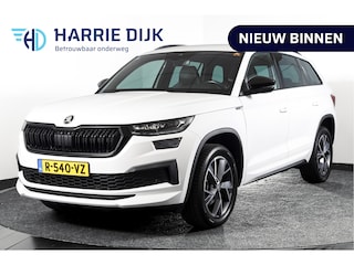 Skoda Kodiaq 1.5 TSI 150 PK Sportline Business Orig. NL | Elek. Trekhaak | Dig. Cockpit | Adapt. Cruise | Stoelverw. | PDC | Camera | NAV + App. Connect | ECC | Elek. Klep | LM 19" |