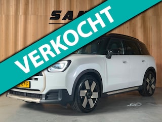 Mini Countryman SE ALL4 Favoured XL 66.5 kWh 313 PK PANO|TREKHAAK|HUD|H&K|AMBIENT|20 INCH