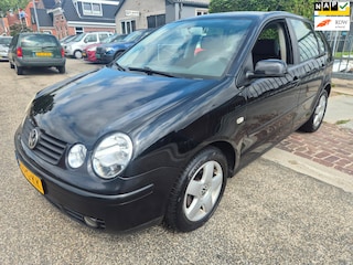 Volkswagen Polo 1.4-16V FSI Athene airco,cruise control