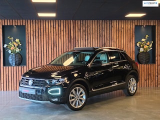Volkswagen T-Roc 1.5 TSI Sport Business l Led l Pano l Virtual l DAB l Carplay