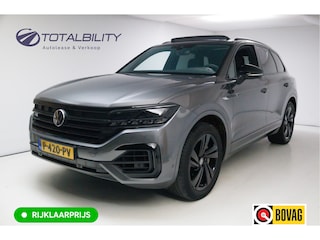 Volkswagen Touareg 3.0 TSi 4MOTION R-line 462 PK | Panoramadak | Luchtvering | Leer | Travel Assist | El.verstelbare stoel met geheugen, Wegklapbare trekhaak, Stoel- stuurverwarming, Keyless, Sfeerverlichting