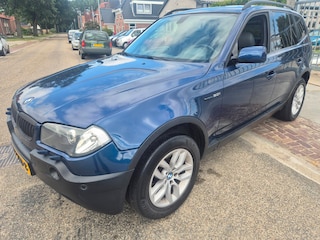 BMW X3 3.0i xenon,afneembare trekhaak,pdc,leer,pano