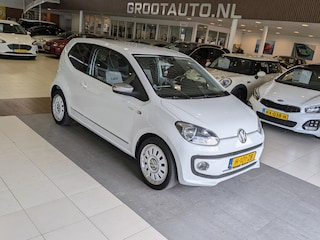 Volkswagen Up 1.0 high up! OPKNAPPER, Stuurbekrachtiging