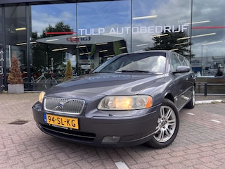 Volvo V70 2.4 Edition II Nette en goed onderhouden staat!