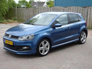 Volkswagen Polo 1.0 TSI Highline Automatische airco, licht metalen velgen, trekhaak, navigatie, camera voor en achter, cruise controle, led koplampen, enz.
