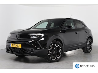 Opel Mokka Electric Level 5 50 kWh | SOH 100% | Dealer Onderhouden! | 1e Eigenaar! | Warmtepomp | Stoel/Stuurverwarming | Clima | Camera | Cruise Adaptive | BLIS | Alcantara