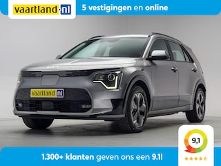 Kia Niro e-Niro DynamicLine 64.8 kWh 3-fase [ Navi Adapt.cruise Camera Stoel-en stuurverwarming ]