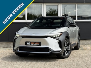 Toyota bZ4X Launch Ed. Premium 71 kWh/Warmtepomp/360cam/Winterpakket/Panodak/Full options/