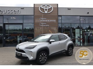 Toyota Yaris Cross 1.5 Hybrid 115 DYNAMIC STOEL/STUURVERW KEYLESS 17'' LM-VELGEN CLIMA NAVI CAMERA APPLE/ANDROID AD-CRUISE PRIVACY GLASS