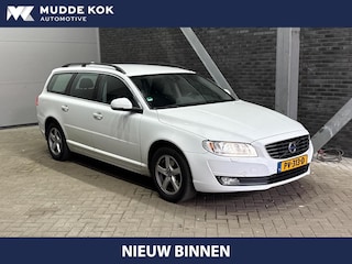 Volvo V70 2.0 D2 Dynamic Edition | Automaat | Stoelverwarming | PDC V+A | Xenon | Verwarmde voorruit