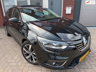 Renault Mégane 1.2 TCe Bose / Navi / Clima / Cruise / PDC / LM
