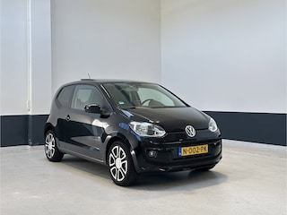 Volkswagen Up 1.0 high up! Automaat | Navigatie | Panorama | Airco | Lederen bekleding |