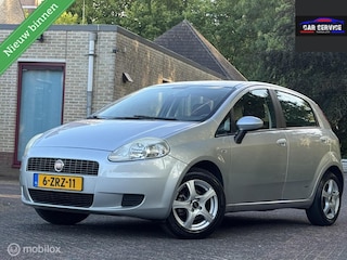 Fiat Punto Grande 1.4 Edizione Lusso/NAP/APK/TREKHAAK/OH DO