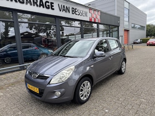 Hyundai i20 1.4i DynamicVersion AUTOMAAT-AIRCO-5DRS