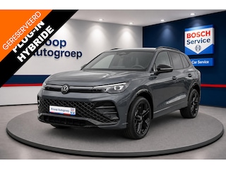 Volkswagen Tiguan 1.5 eHybrid R-Line | Nieuw! | Navi | ACC | Pano | Camera | Interieur Style Pakket | Elektrische Trekhaak | ( Vestiging - Nieuwegein )