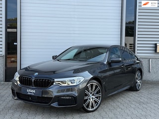 BMW 530e M Pakket Head Up Harman Shadow