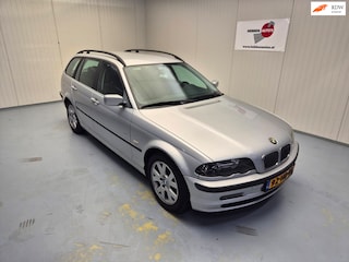 BMW 3-serie Touring 320i 6 Cilinder Automaat Airco Cruise Control Alu Velgen Trekhaak