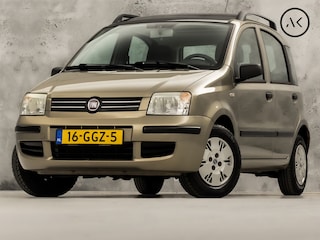 Fiat Panda 1.2 Sport (PANORAMADAK, AIRCO, RADIO, SPORTSTOELEN, PARKEERSENSOREN, NIEUWE APK, NIEUWSTAAT)