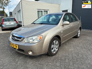 Kia Cerato 1.6-16V LX MEENEEMPRIJS! AIRCO, NAP, 1E EIGENAAR!