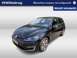 Volkswagen Golf E-DITION / SOH 91%/ AUTOMAAT/ LEER/ ADAPTIVE CRUISE/ PARK.SENSOREN/ CAMERA/ STOELVERWARMING/ NAVI/ CLIMA/ 16'' LMV