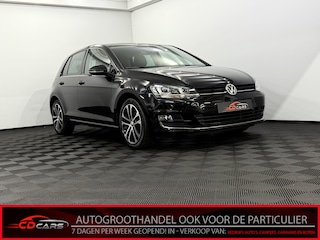 Volkswagen Golf Variant 1.4 TSI Business Edition Connected Clima, Parkeersensoren, Navi, A start stop, Cruise control, Stoelverwarming, Lichtmetalen velgen