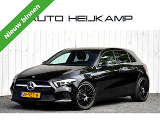 Mercedes-Benz A-klasse 180 Business Solution Automaat | AMG Breedset | Camera | Halfleer