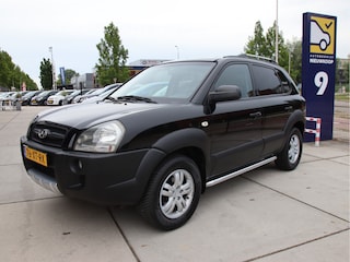 Hyundai Tucson 2.0i Dynamic Cross Airco, Carkit, El. Ramen, Cruise Zomeractie!