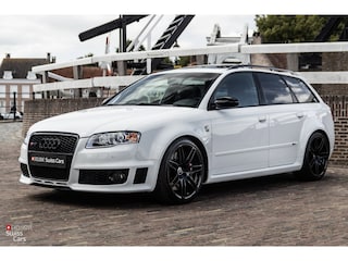 Audi A4 4.2 V8 RS4 Avant|Black ed.|RS spiegels|Zwitsers|RS stuurwiel|Schuifdak|