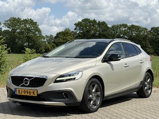 Volvo V40 T3 POLAR+ LUXURY AUTOM LEDER BOMVOL EN DE MOOISTE