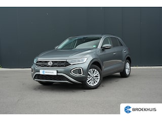 Volkswagen T-Roc 1.0 TSI 110pk Life | Trekhaak | Camera | Adaptive Cruise | Carplay | Keyless Entry & Start | 16"