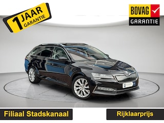 Skoda Superb Combi 1.4 TSI iV Business Edition Gratis Afleverpakket! | Panormadak | Trekhaak | Elektrische stoelen/kofferklep |