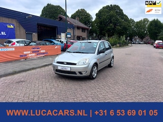 Ford Fiesta 1.4-16V Trend NIEUWE APK!